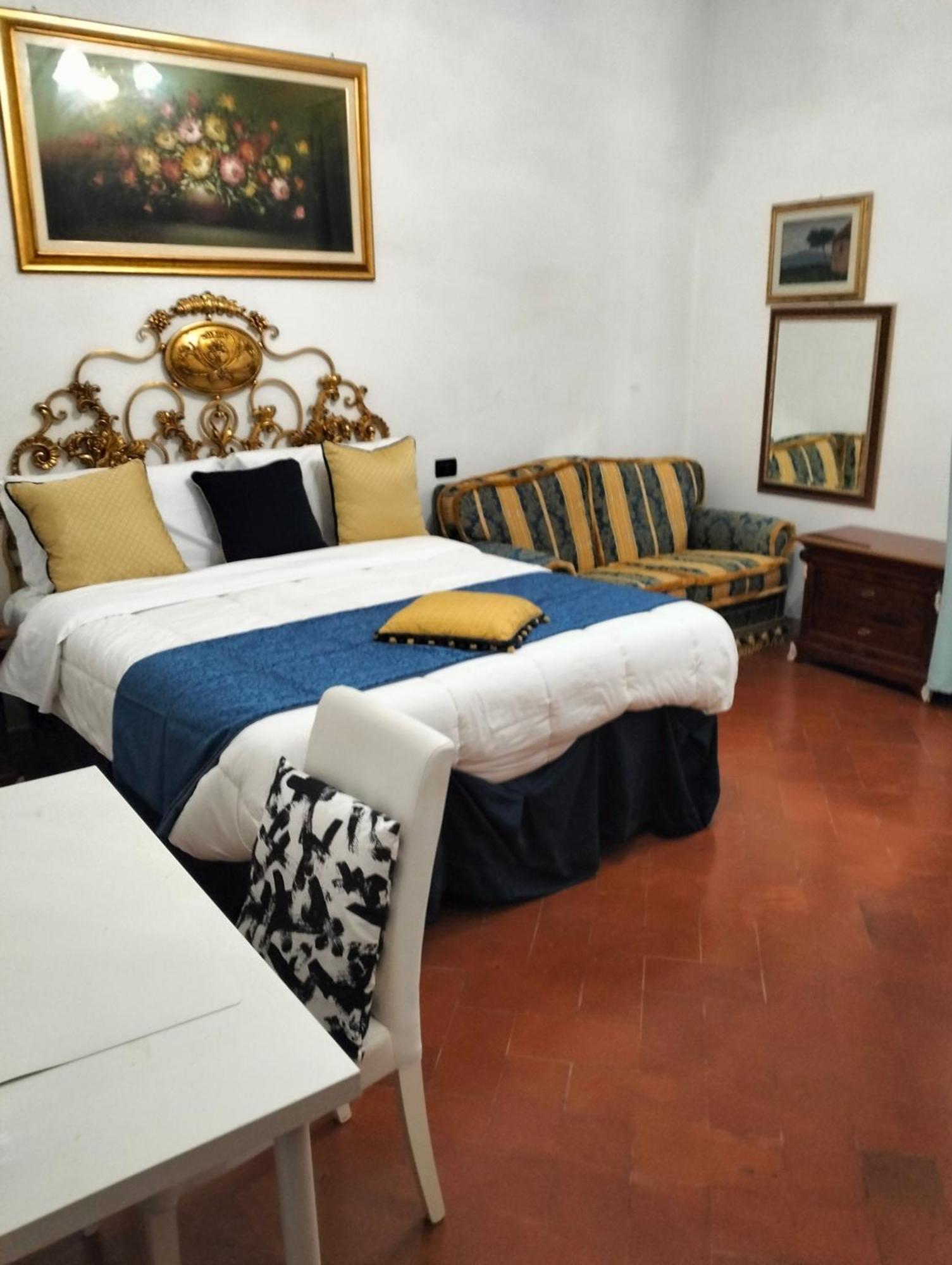 Palace Comfort Inn Pisa Eksteriør billede