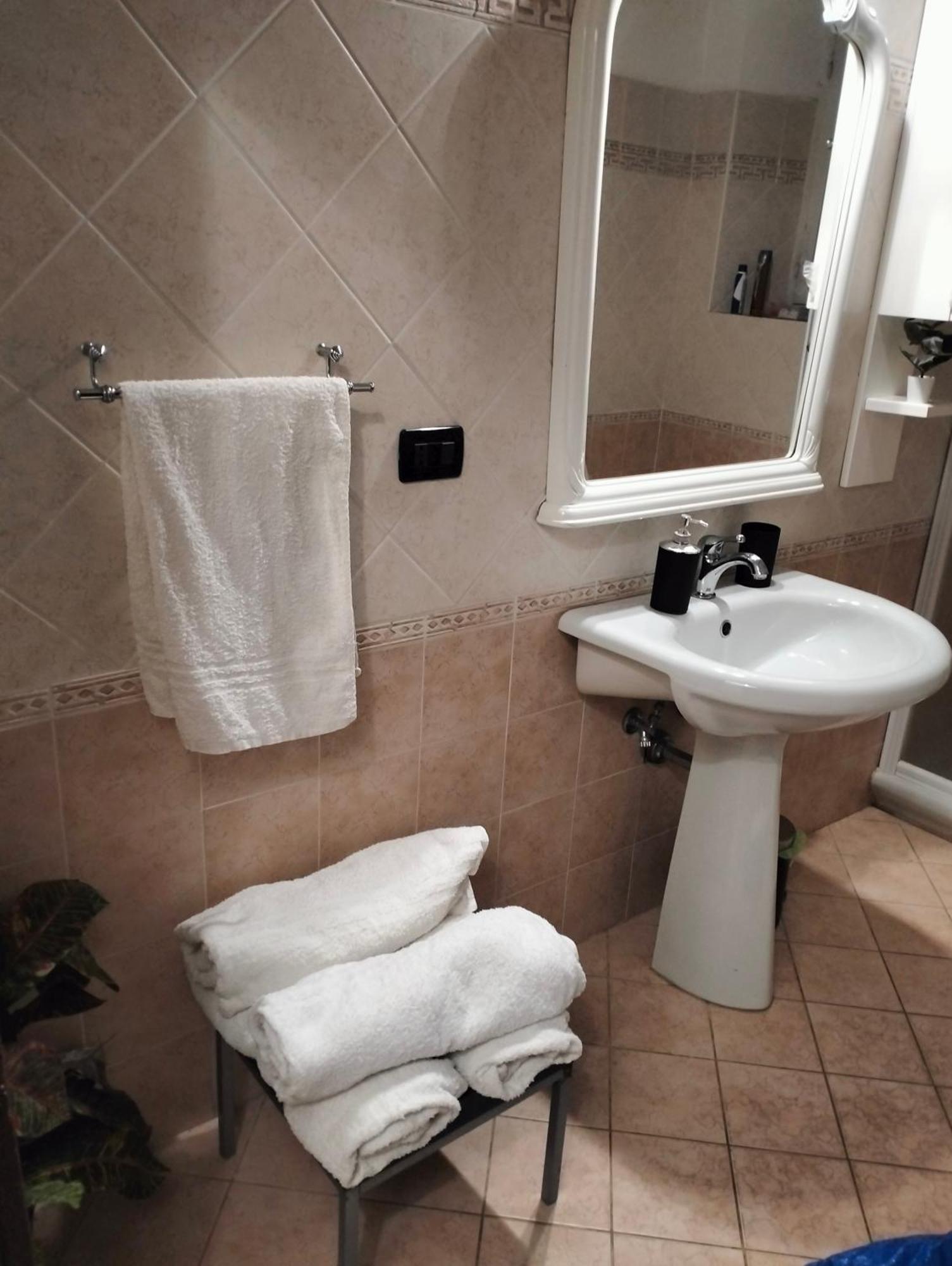 Palace Comfort Inn Pisa Eksteriør billede